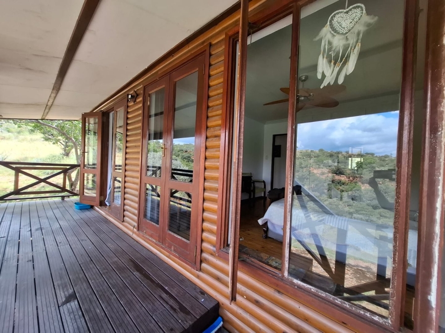 5 Bedroom Property for Sale in Waterkloof East North West